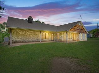 463 Twin Bends Rd, Crawford, TX 76638
