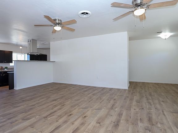 5th image of 5315 S San Joaquin Ave