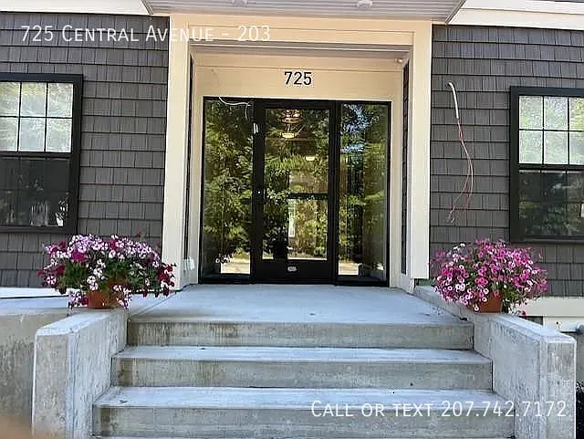 725 Central Ave #203 — Photo 4
