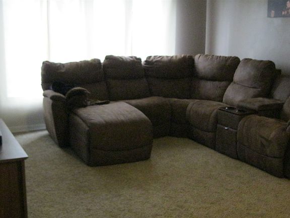 2nd image of 1442 Earlham Ave
