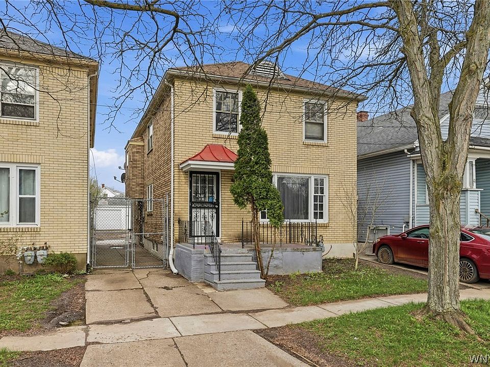 1st image of 70 Harriet Ave