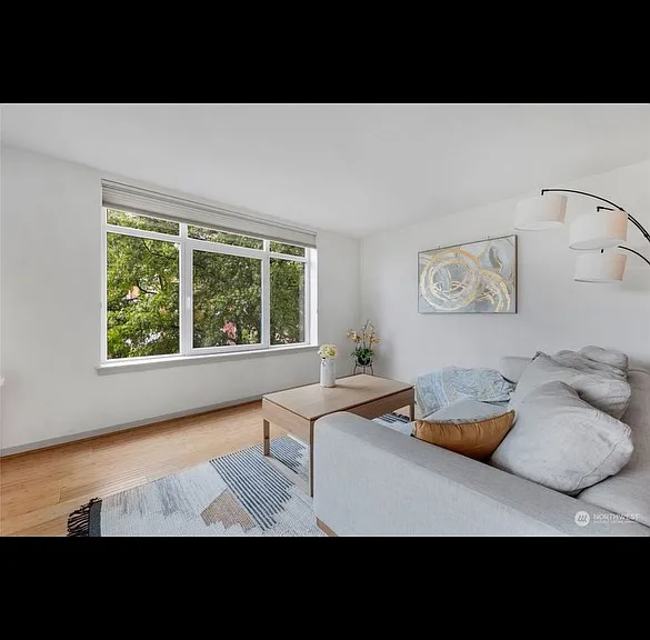 1530 NW Market St #405 — Photo 12