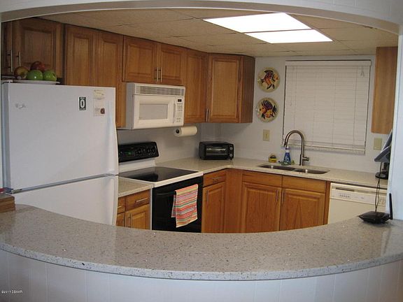 4th image of 915 Ocean Shore Blvd #2060