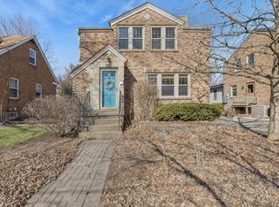 515 W 2nd St, Genoa, IL 60135