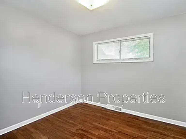 2244 English Dr — Photo 13
