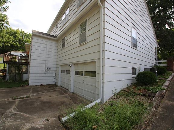 4th image of 11409 Minor Dr