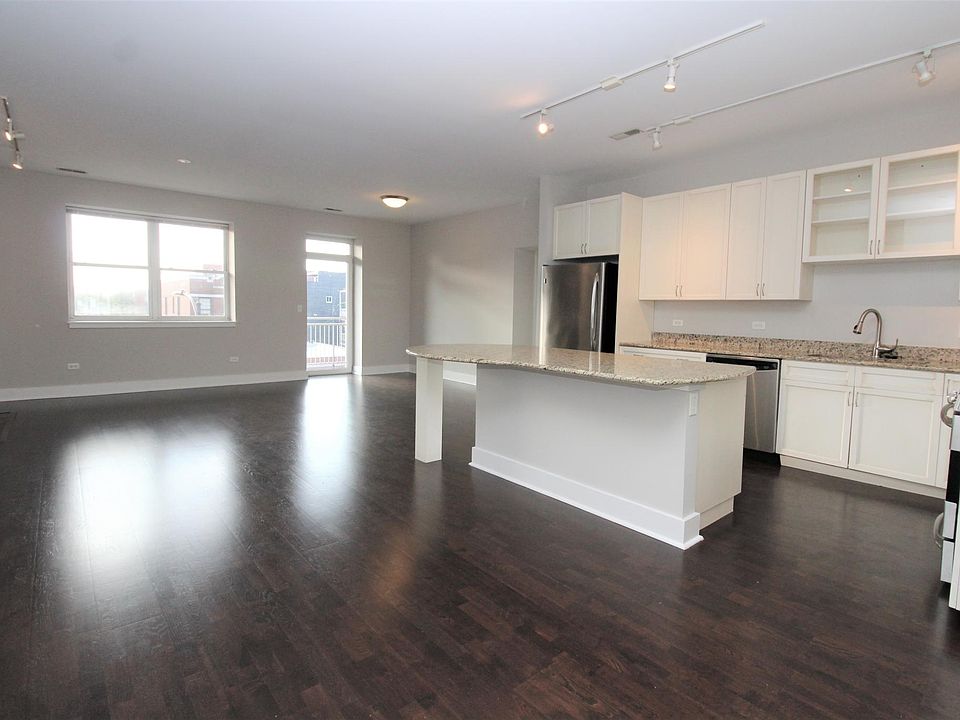 1st image of 1870 N Winnebago Ave APT 3B