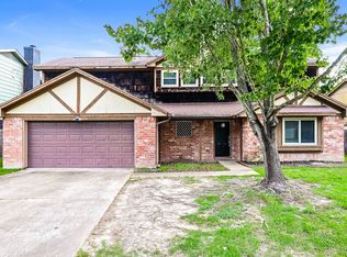 11918 Cottonwood Ln, Cypress, TX 77429