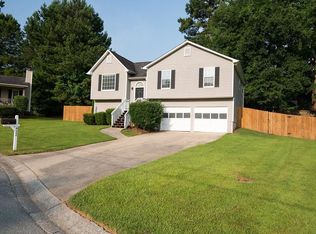 422 Ivy Terrace Dr, Dallas, GA 30157