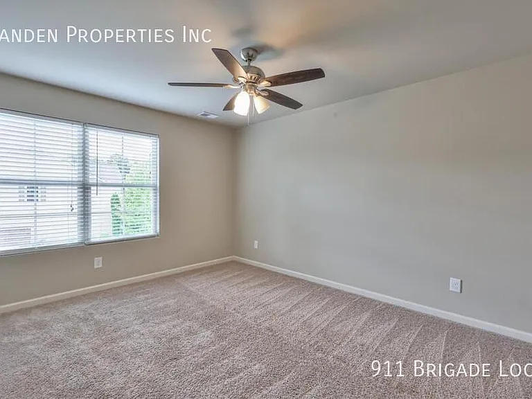 911 Brigade Loop — Photo 24