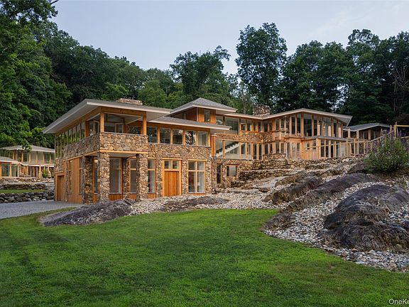 4th image of 496 Haines Road