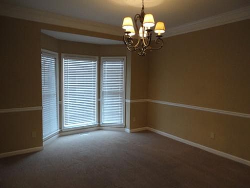 5th image of 1005 Olde Canter Ct