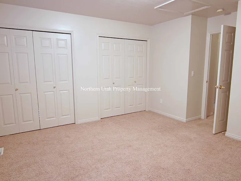 1347 E 6225 S — Photo 14