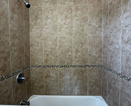 4th image of 445 Martin Luther King Dr #2R