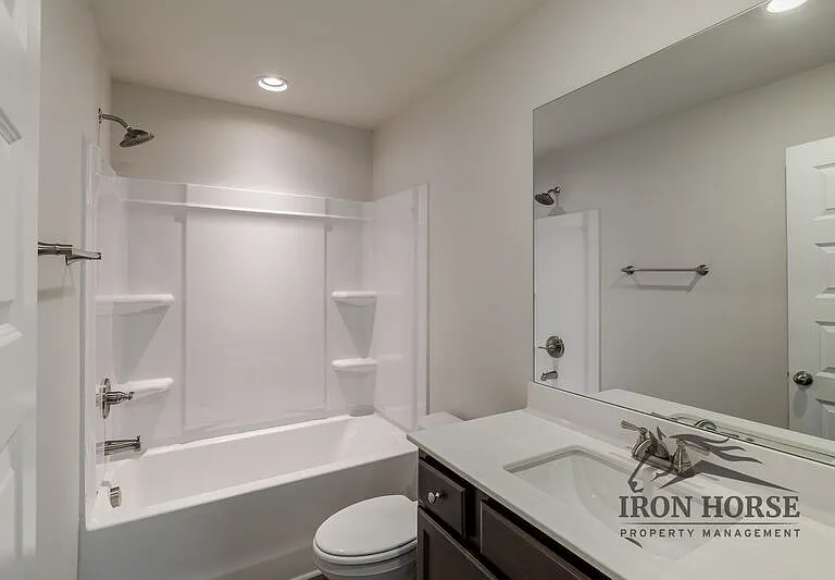 14 Depot Landing Way — Photo 24