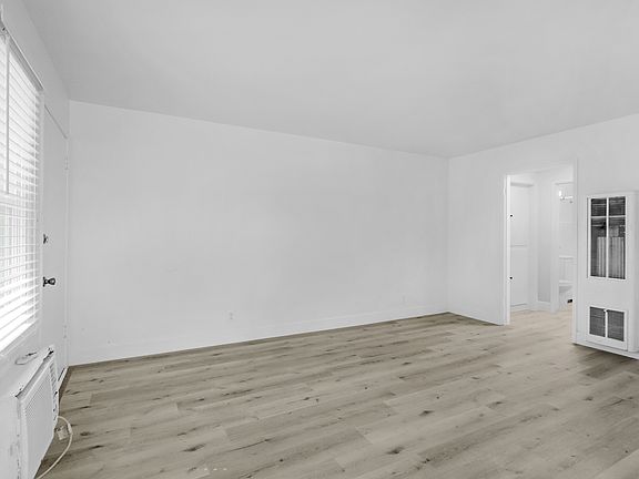 5th image of 5478 Carlson Dr APT 4