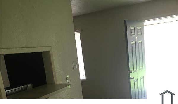 1st image of 1003 Pirtle St
