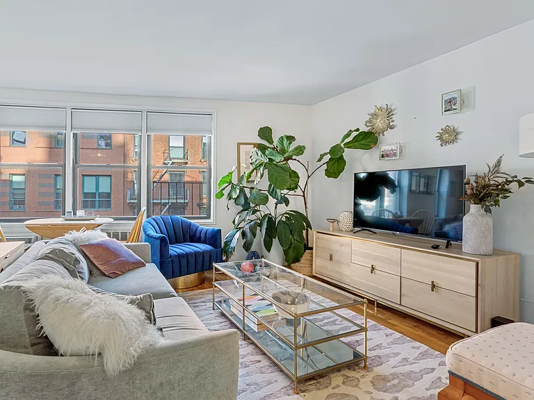 165 Christopher St #2QQ — Photo 3