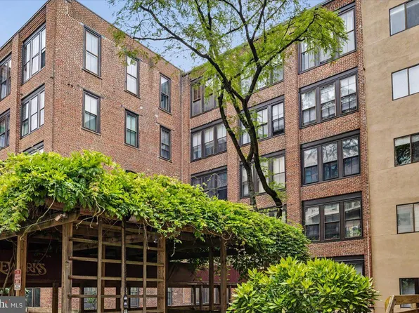 301 Race St APT 316, Philadelphia, PA 19106