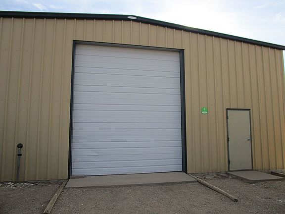 2nd image of 6807 Blue Bird Ln