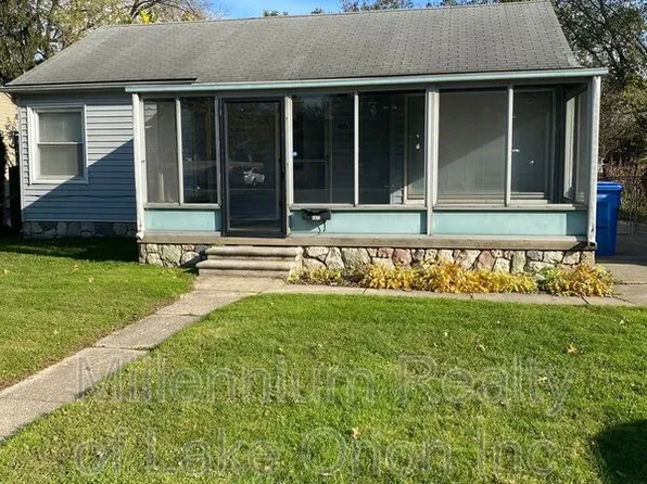 4673 Academy St, Dearborn Heights, MI 48125