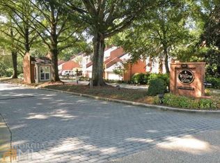 70 Willow Gln NE, Sandy Springs, GA 30342