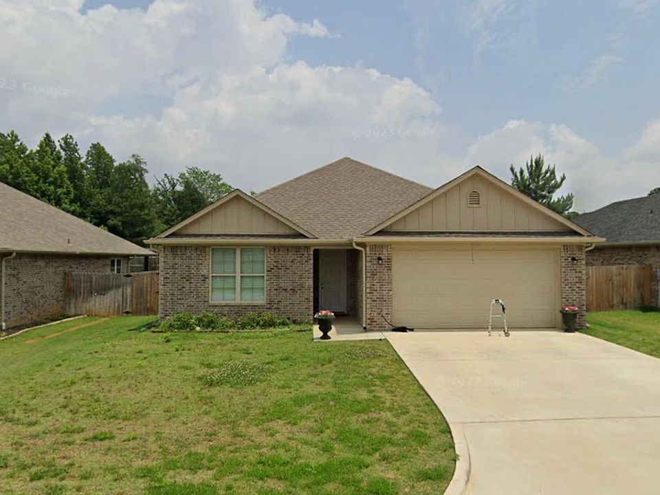 1st image of 402 Myra Lynn Ln