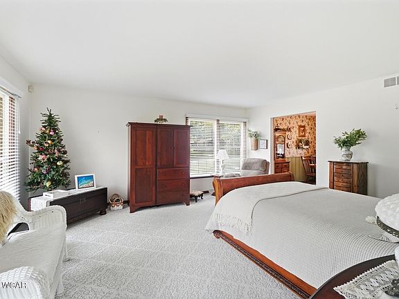 4th image of 2739 Hummingbird St