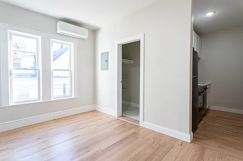 18 Fitzhenry Sq Photo 1