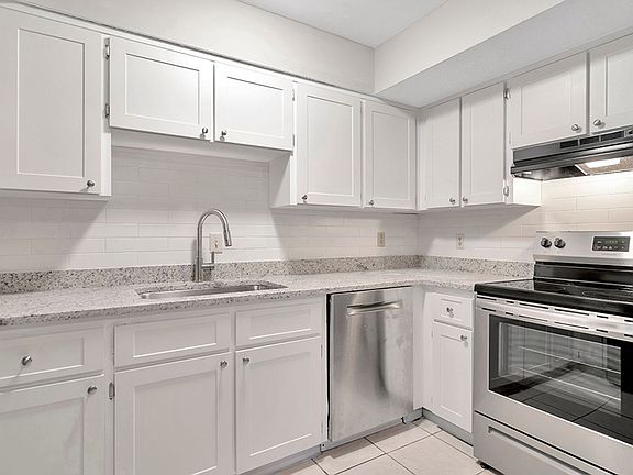 4th image of 12002 Embarcadero Dr #12018