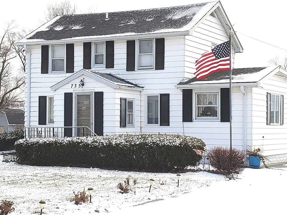1st image of 735 W Lacey St