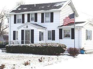 735 W Lacey St, Carbon Hill, IL 60416