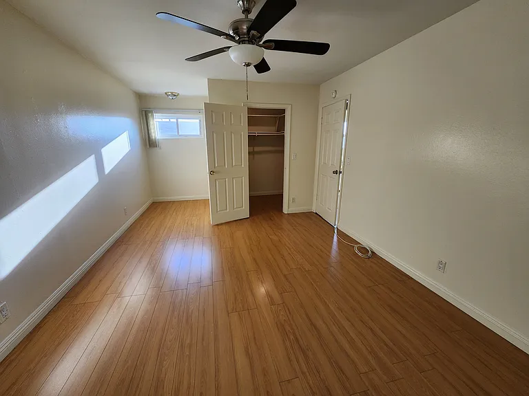 370 Avocado St #3 — Photo 10