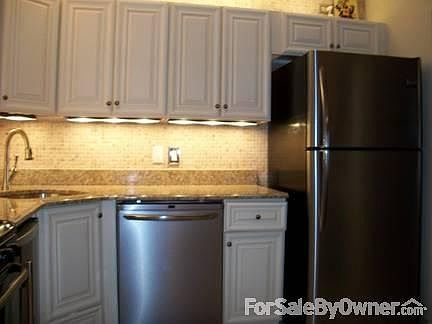 kitchen
						:
						newly renovated kitchen
