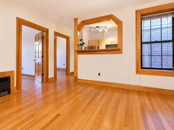 140A Lexington Ave APT 9, Brooklyn, NY 11216