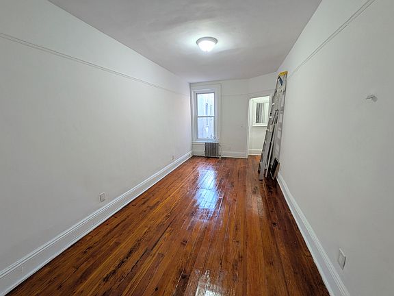 2nd image of 443 Lincoln Pl APT 3L