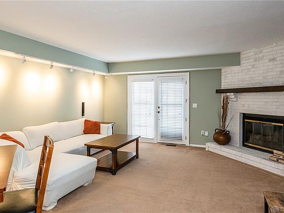 4th image of 5540 Cobblegate Dr