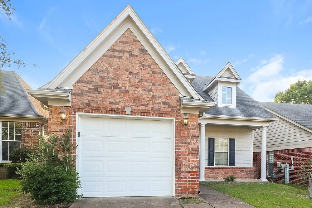 3 bed, 3.0 bath, 1512 sqft, $1,720 — Photo 4