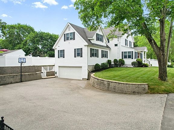 5th image of 15 Garden Rd