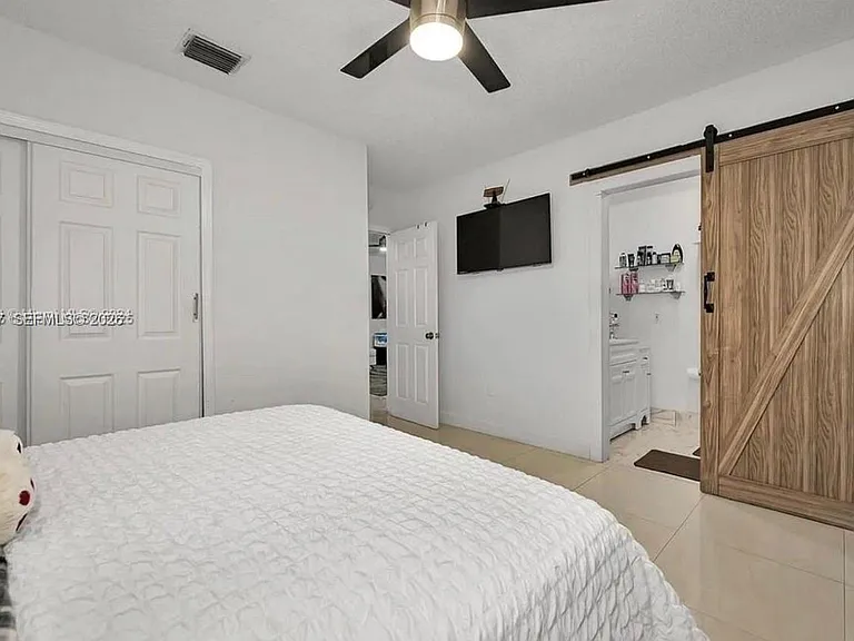 5820 W 18th Ln #202 — Photo 12