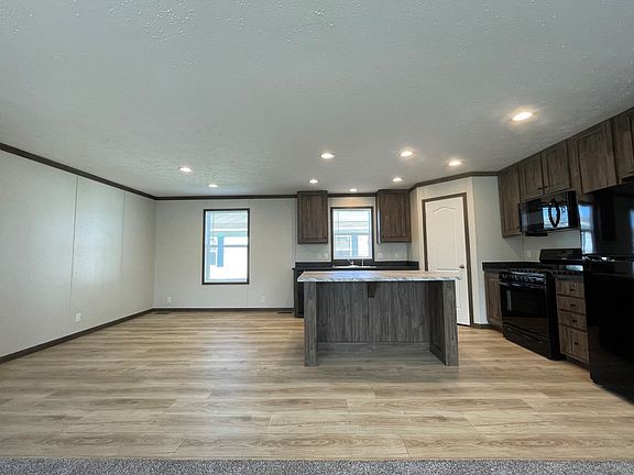 3rd image of 7204 E Grand River Ave #D2kp0a