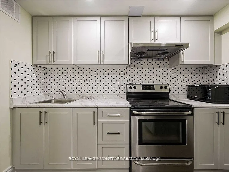 5955 Leeside Cres #BASEMENT — Photo 18