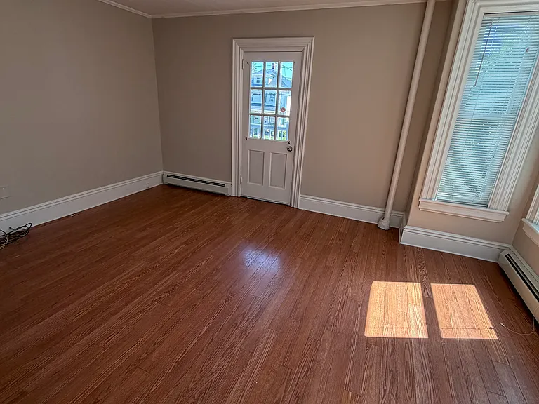 471 Broadway #1 — Photo 2