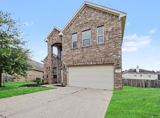 2502 Flowing Palm Ln, Fresno, TX 77545