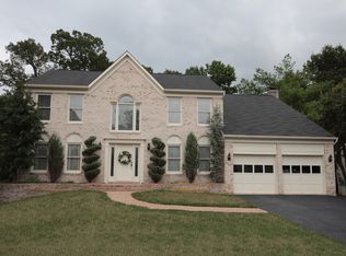 17 Summerwood Dr, Stafford, VA 22554