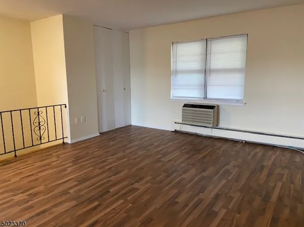 1134 Valley Rd #A, Wayne Twp., NJ 07470
