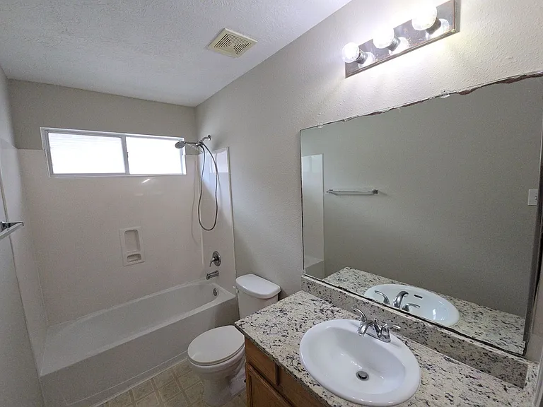 21802 Westfield Ridge Dr — Photo 5