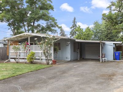 16825 SE Clinton St, Portland, OR, 97236