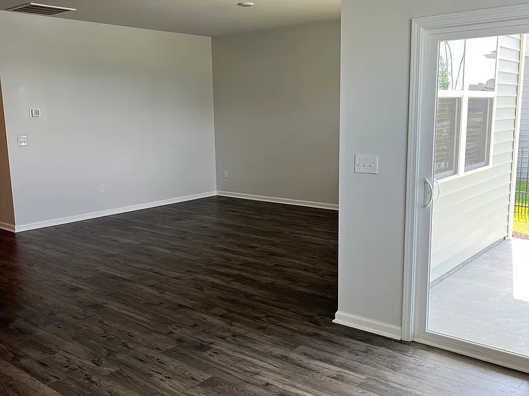 920 Blue Point Dr — Photo 10
