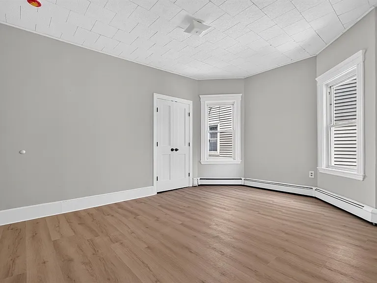 18 Otis St #2 — Photo 18